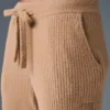 Pantalones High-Waist y pierna ancha «Snuggle Up» — Almond tostado