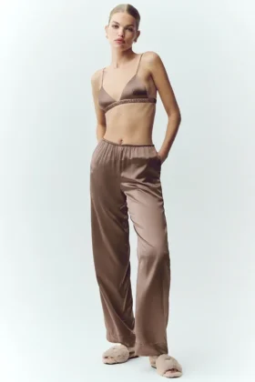 Pantalones Silk Luminous (corte regular) - Cacao alpino
