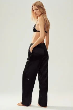 Pantalones Silk Luminous (Regular) – Negro
