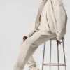 Selecciona la chaqueta bomber con capucha - Color hueso