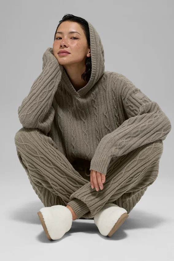 Sudadera con capucha Winter Bliss de punto trenzado - Cacao claro