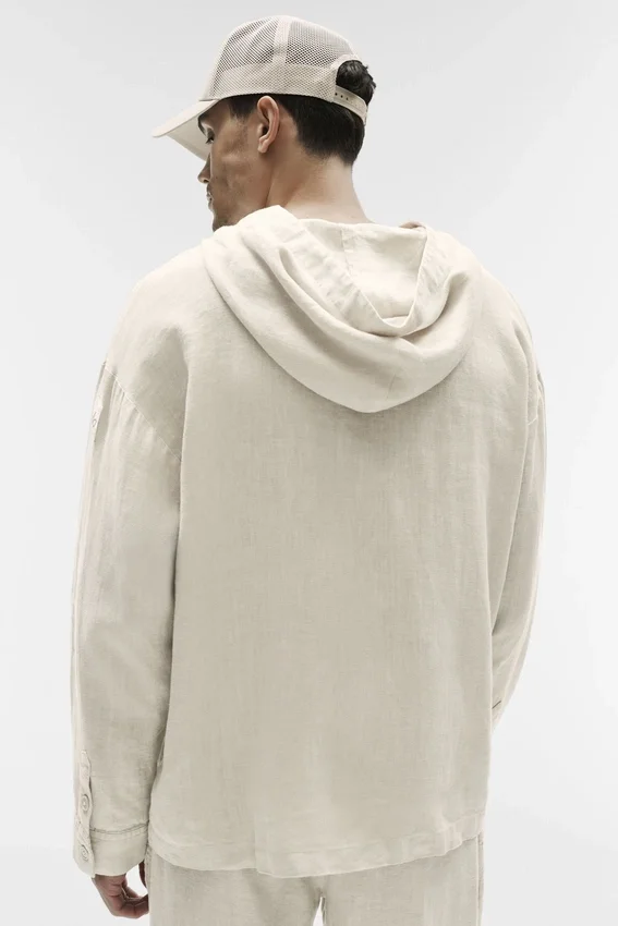 Sudadera con capucha y botones de Linen Days - Color hueso