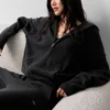 Sudadera con capucha y cremallera completa de lana y cachemira «New Class» - Negro
