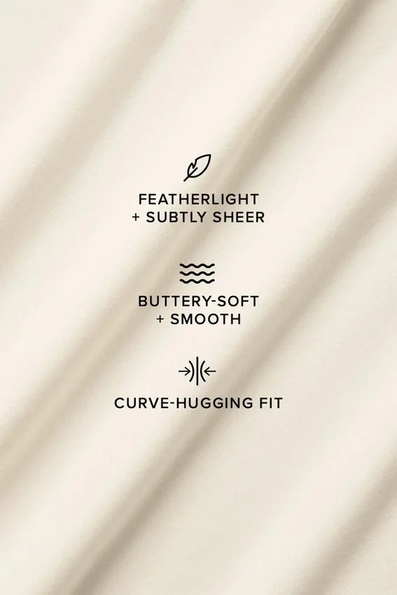 Blusa asimétrica de manga larga Sheer Glow — Marfil