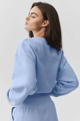 Suéter de cuello redondo Accolade corto – Azul Provenza claro
