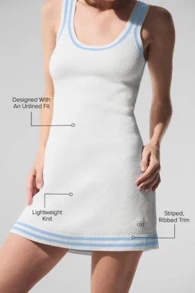 Vestido de punto estilo jersé Tennis Club – Blanco/Azul concha