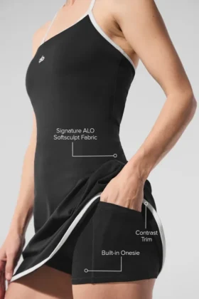 Vestido de tenis con cuello halter Alo Softsculpt – Negro/Blanco