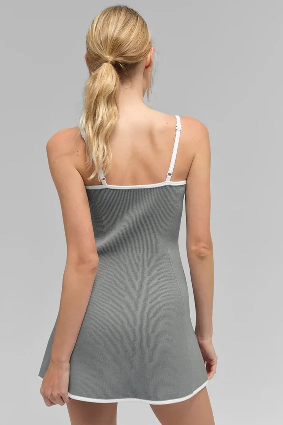 Vestido Highline de punto acanalado estilo jersé - Gris lunar/Blanco
